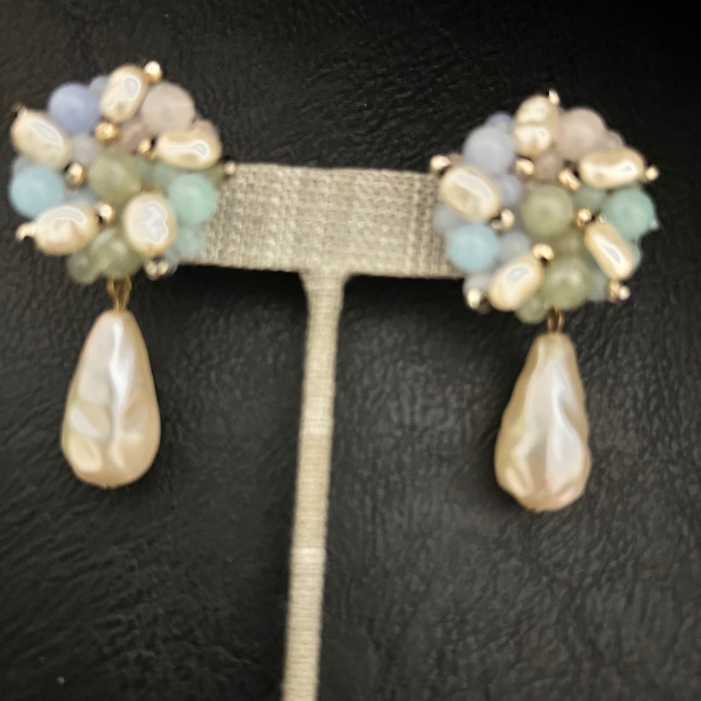 Pastel Cluster Faux Pearl Drop Earrings Gold Tone‎ Post Back 1.5" Cottagecore